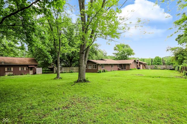8916 S Franklin Road, Indianapolis, IN 46259