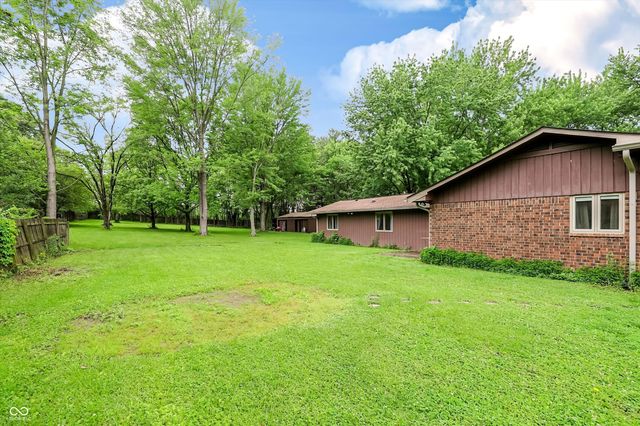 8916 S Franklin Road, Indianapolis, IN 46259