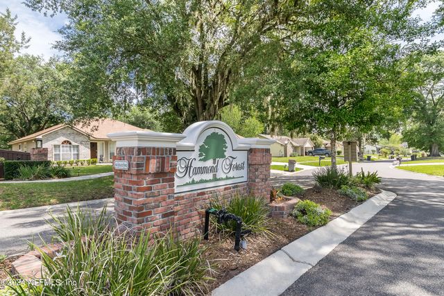 8642 HAMMOND FOREST Drive, Jacksonville, FL 32221