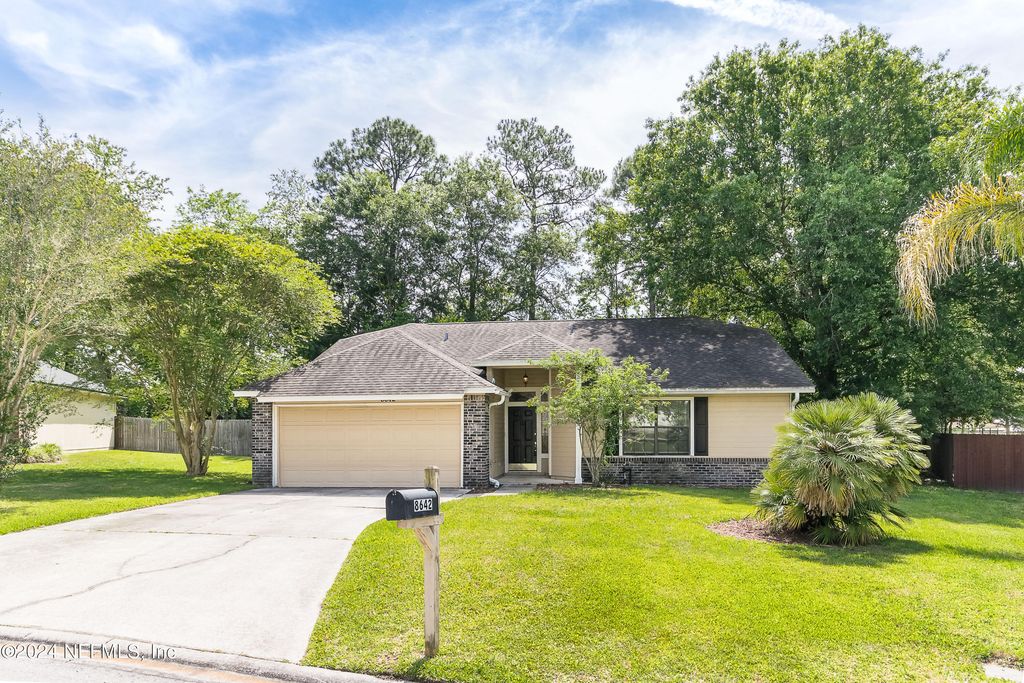 8642 HAMMOND FOREST Drive, Jacksonville, FL 32221