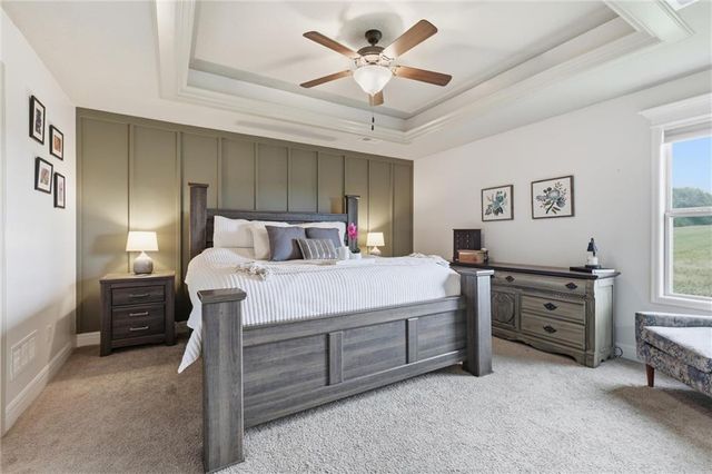 1406 Silhouette Drive, Kearney, MO 64060