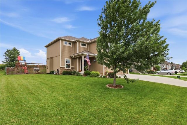 1406 Silhouette Drive, Kearney, MO 64060