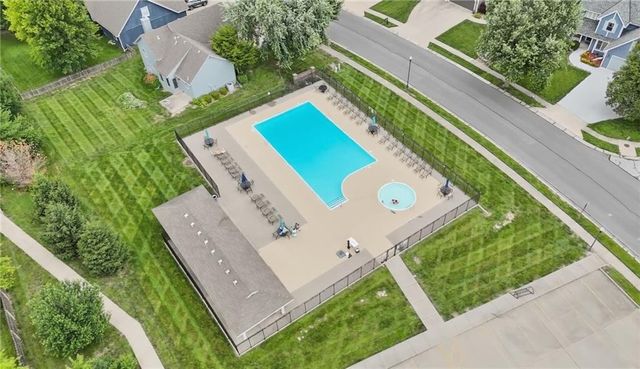 1406 Silhouette Drive, Kearney, MO 64060