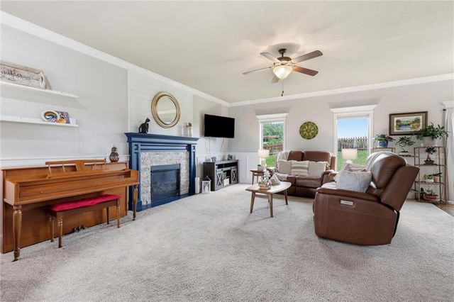 1406 Silhouette Drive, Kearney, MO 64060