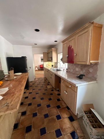 507 W Rustic Rd, Santa Monica, CA 90402