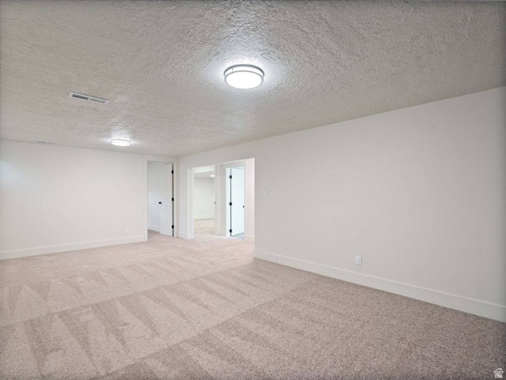 Image 25 of property listing at 5229 S KINGSWOOD DR, Taylorsville, UT 84129