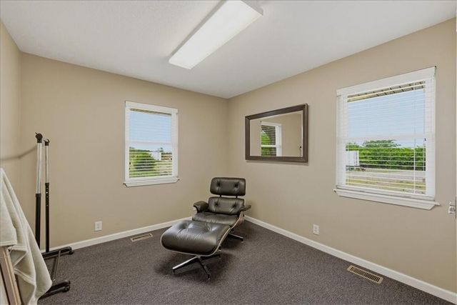 2450 Lowenstein Drive, Lee's Summit, MO 64081