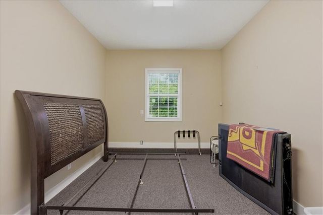2450 Lowenstein Drive, Lee's Summit, MO 64081