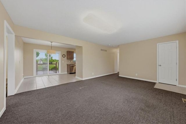 2450 Lowenstein Drive, Lee's Summit, MO 64081