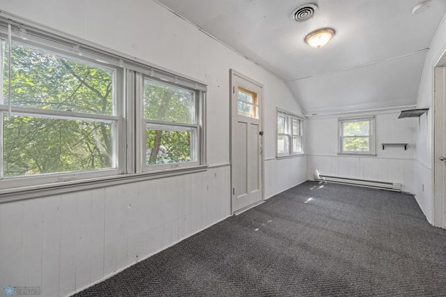 1140 8th Street N, Fargo, ND 58102