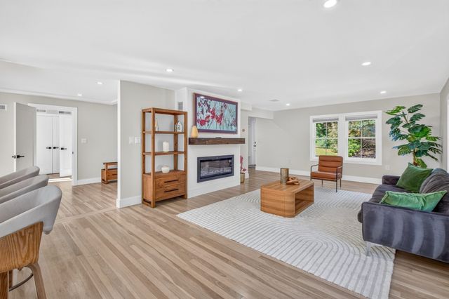 210 Summer Street, Arlington, MA 02474