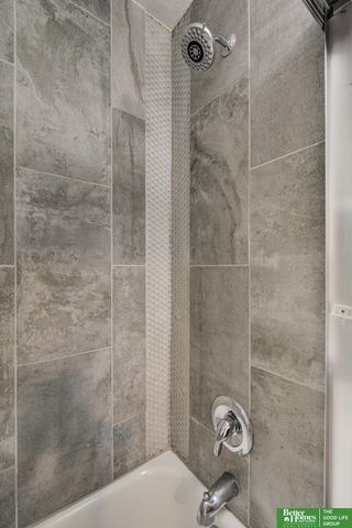 502 S 50th Street, Omaha, NE 68106