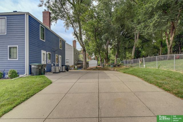 502 S 50th Street, Omaha, NE 68106