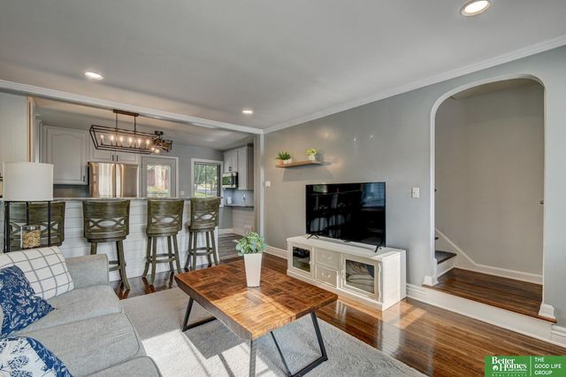 502 S 50th Street, Omaha, NE 68106