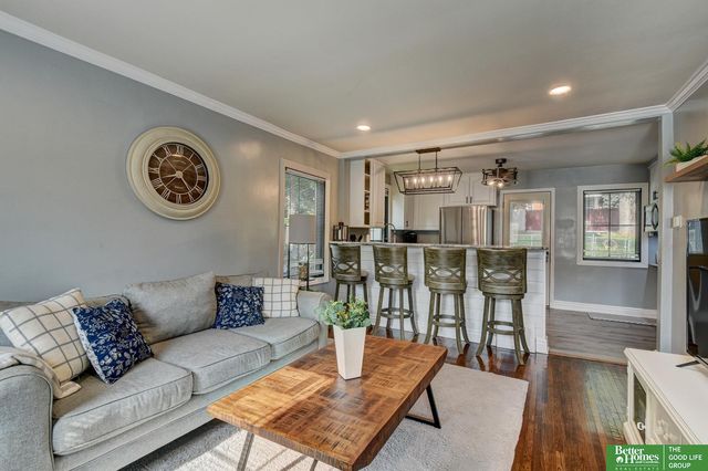 502 S 50th Street, Omaha, NE 68106