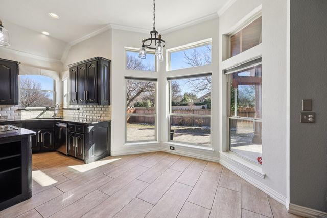 806 Parkwood Court, Mckinney, TX 75072