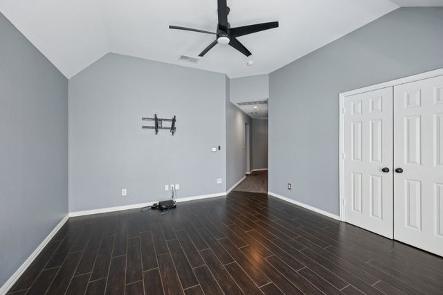 806 Parkwood Court, Mckinney, TX 75072