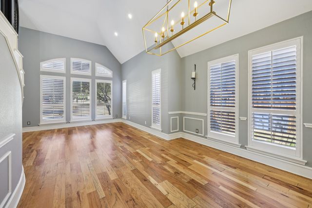 806 Parkwood Court, Mckinney, TX 75072