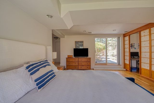 30 Ashcroft Rd, Sharon, MA 02067