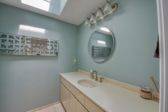 30 Ashcroft Rd, Sharon, MA 02067