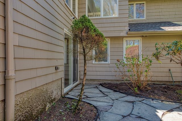30 Ashcroft Rd, Sharon, MA 02067