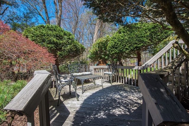 30 Ashcroft Rd, Sharon, MA 02067