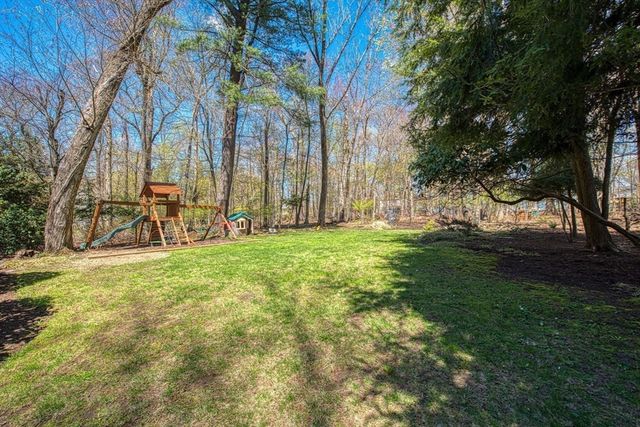 30 Ashcroft Rd, Sharon, MA 02067