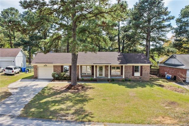 5909 Waterdale Court, Fayetteville, NC 28304