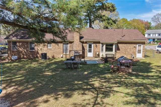 5909 Waterdale Court, Fayetteville, NC 28304