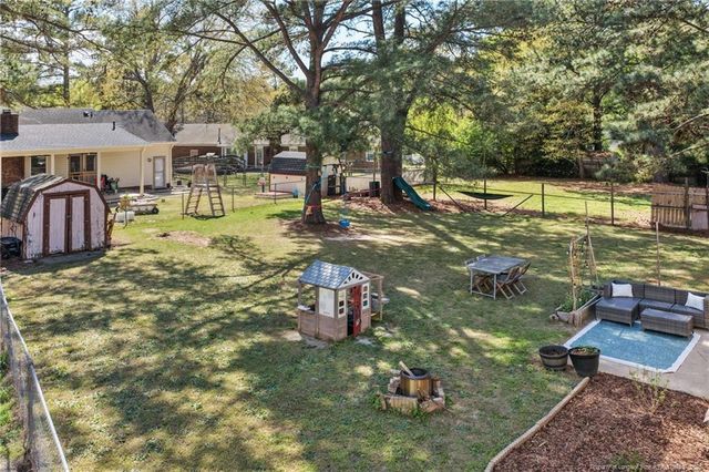 5909 Waterdale Court, Fayetteville, NC 28304