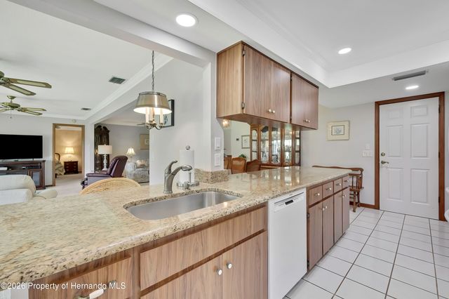 6333 Pine Meadows Drive, Spring Hill, FL 34606