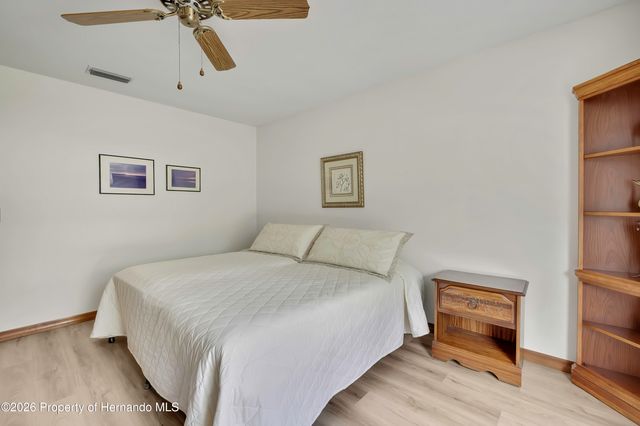 6333 Pine Meadows Drive, Spring Hill, FL 34606