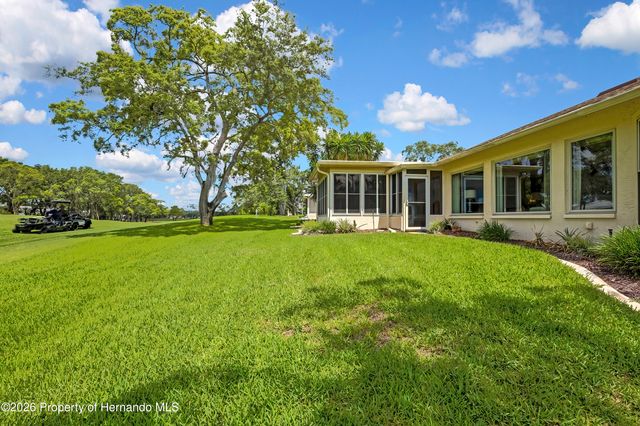 6333 Pine Meadows Drive, Spring Hill, FL 34606