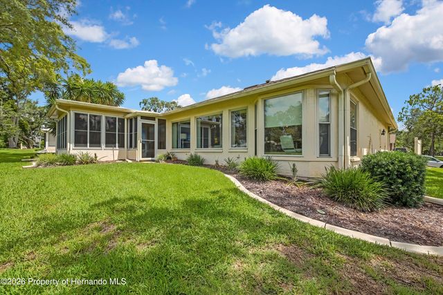 6333 Pine Meadows Drive, Spring Hill, FL 34606
