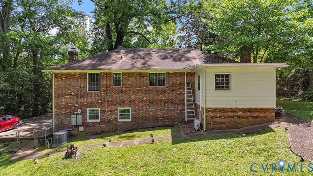 600 N Pinetta Dr, Midlothian, VA 23235