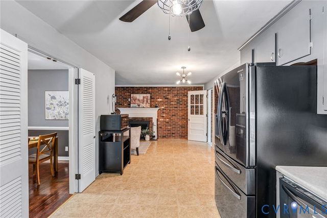 600 N Pinetta Dr, Midlothian, VA 23235