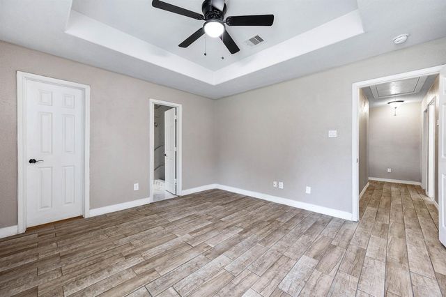 9510 Barracuda Drive, Texas City, TX 77591