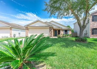 9510 Barracuda Drive, Texas City, TX 77591
