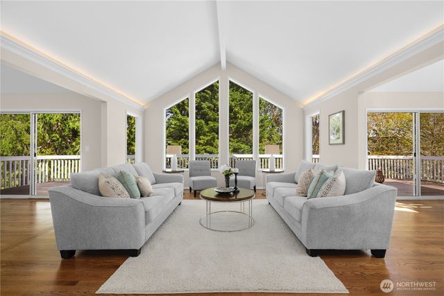 2630 NW Oakcrest Drive, Issaquah, WA 98027