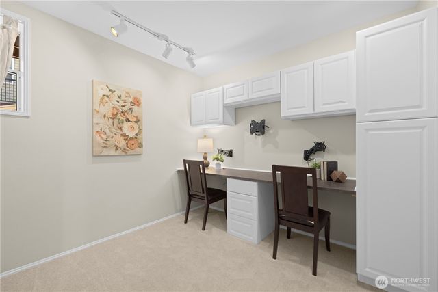 2630 NW Oakcrest Drive, Issaquah, WA 98027