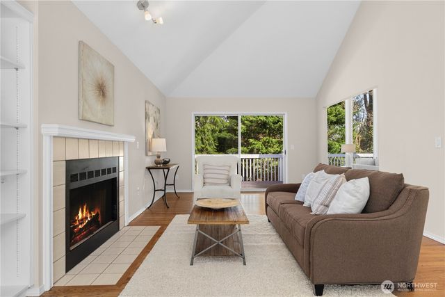 2630 NW Oakcrest Drive, Issaquah, WA 98027