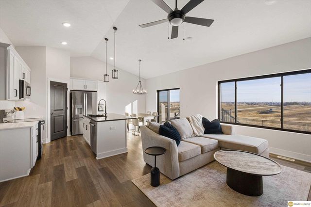 11627 S 189 Street, Gretna, NE 68028