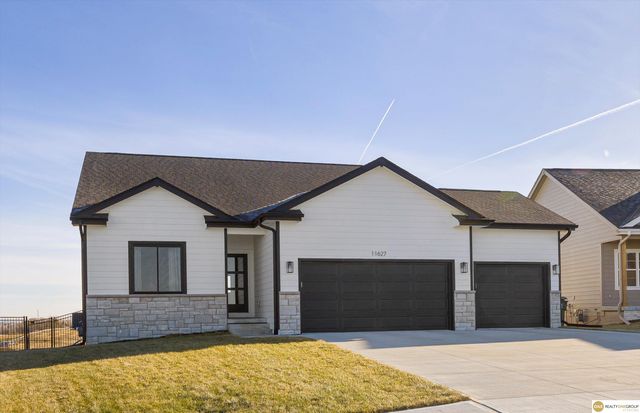 11627 S 189 Street, Gretna, NE 68028