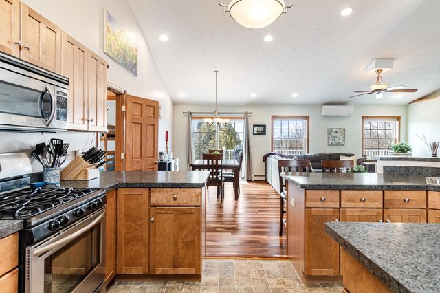 89 Horseshoe Circle, Milton, VT 05468