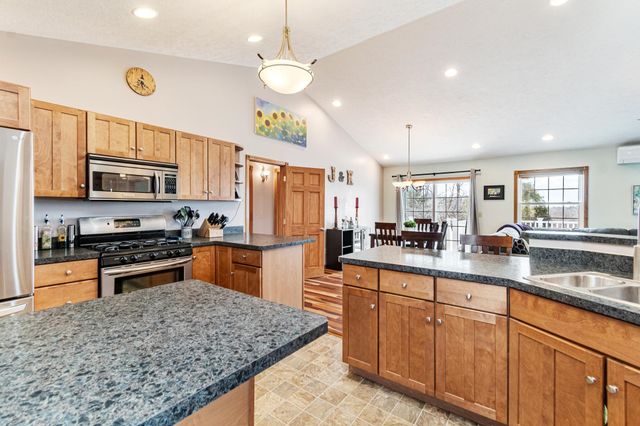 89 Horseshoe Circle, Milton, VT 05468