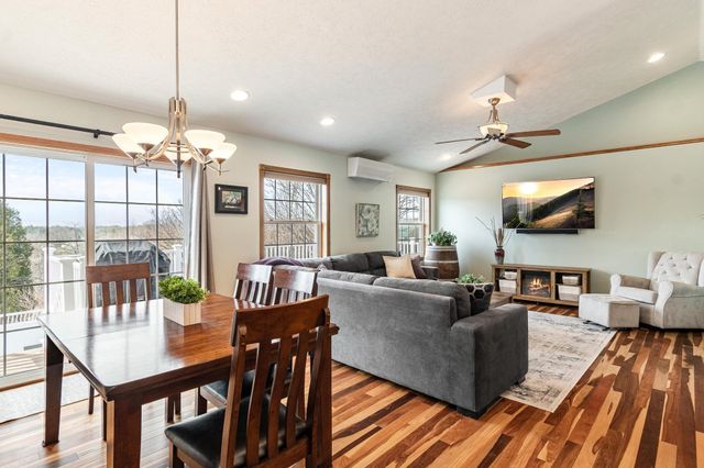 89 Horseshoe Circle, Milton, VT 05468