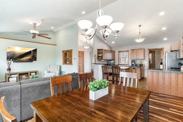 89 Horseshoe Circle, Milton, VT 05468