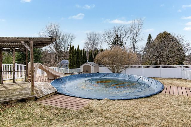89 Horseshoe Circle, Milton, VT 05468