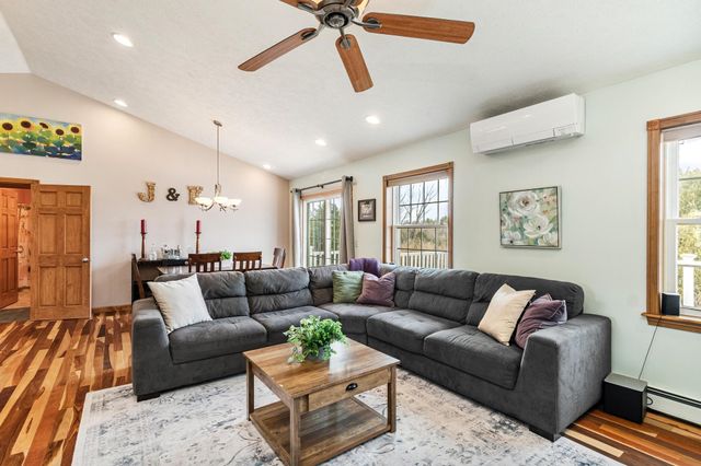 89 Horseshoe Circle, Milton, VT 05468