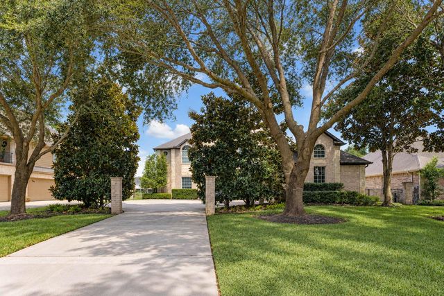 4302 Weston Drive, Fulshear, TX 77441